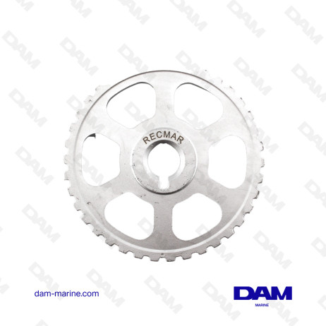 VOLVO CAMSHAFT SPROCKET - 831972