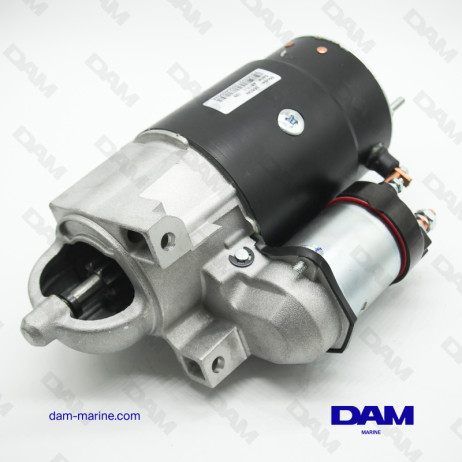 FISSAGGIO ALLINEATO DEL GRANDE MOTORINO D'AVVIAMENTO GM