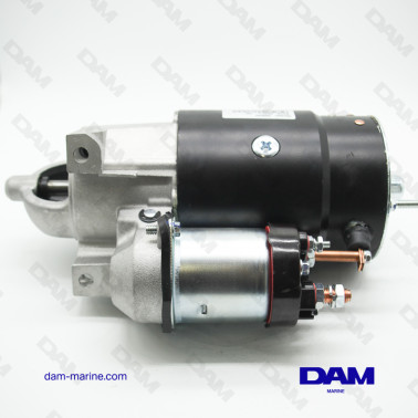 FISSAGGIO ALLINEATO DEL GRANDE MOTORINO D'AVVIAMENTO GM