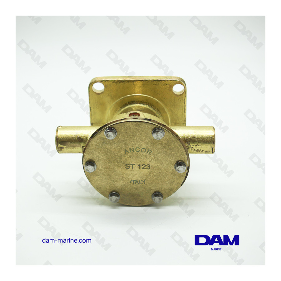 POMPE A EAU DE MER VOLVO